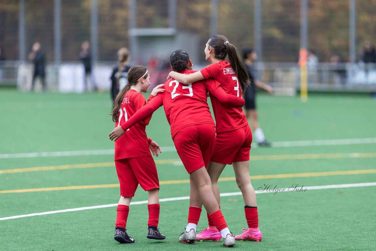 Bild 352 - wCJ VfL Pinneberg - Eimsbuettler TV : Ergebnis: 0:3